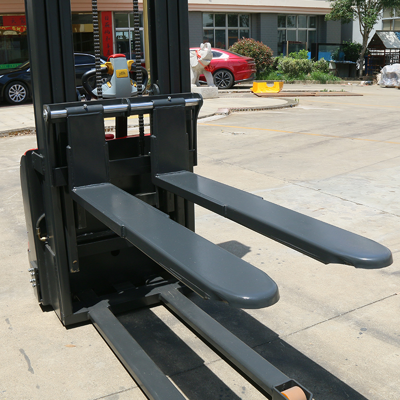 Full Electric Straddle Pallet  - đánh giá và giá Electric Forklift
